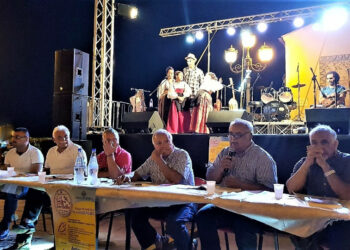 Presentato il libro “Crucoli, Sardella e Dintorni” in occasione della 47^ Sagra della Sardella